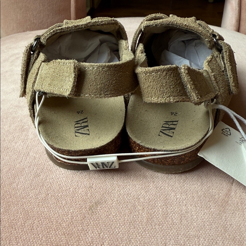 ZARA KIDS | Leather Clogs in Sand Brown | Little Girl Size 9.5/26 - Picture 4 of 10